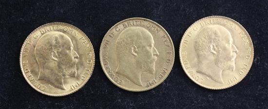 Three Edward VII gold half sovereigns,